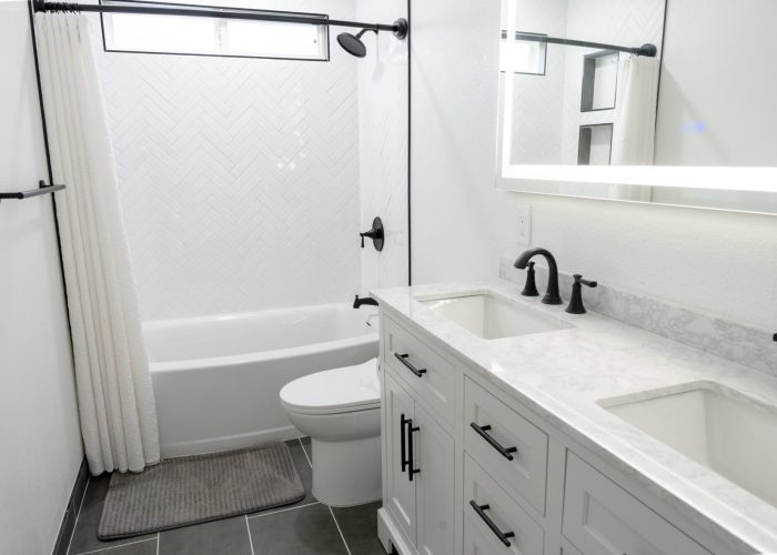 Finished Photo of a remodeled bathroom.